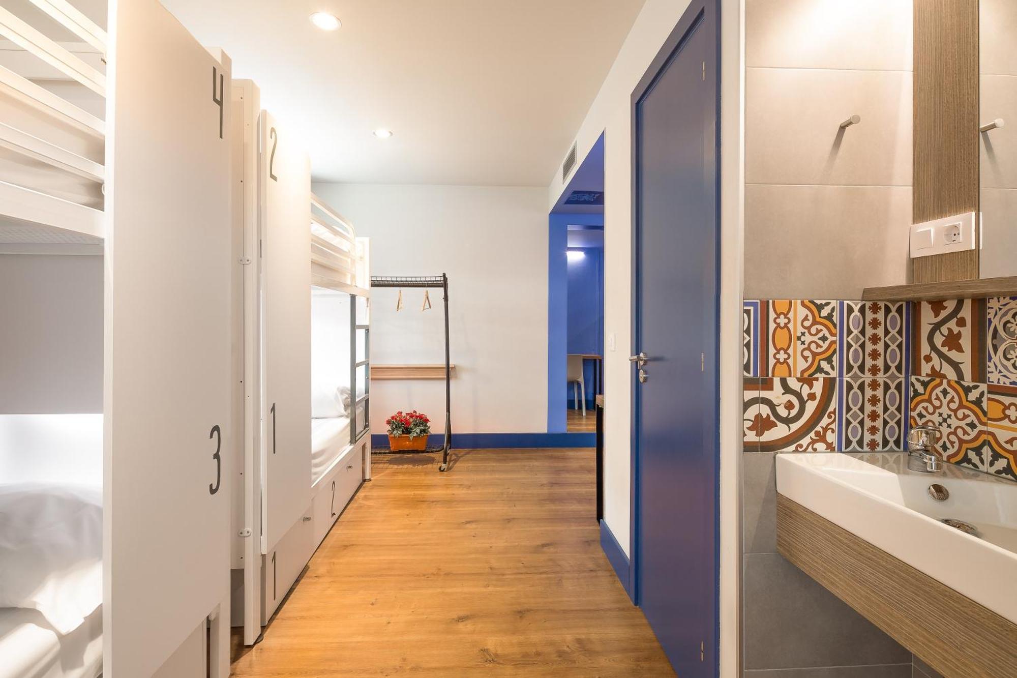 Private 4 Bed Room